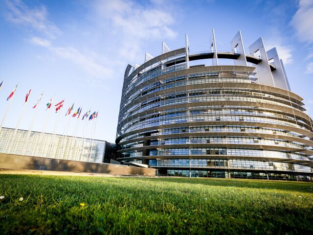 Budova europarlamentu, europarlament