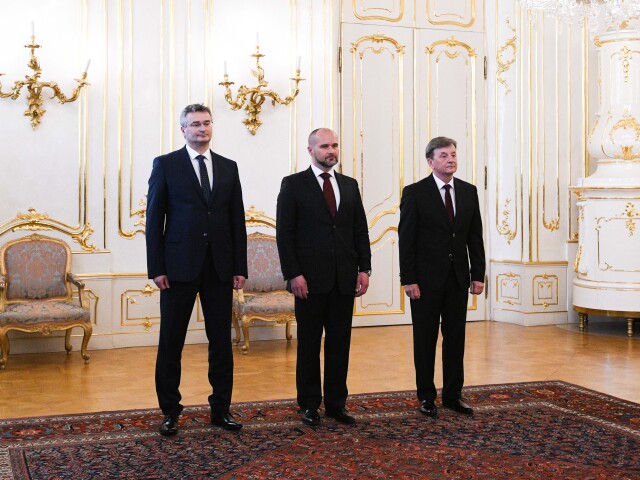 PREZIDENT: Vymenoval sudcov Ústavného súdu SR