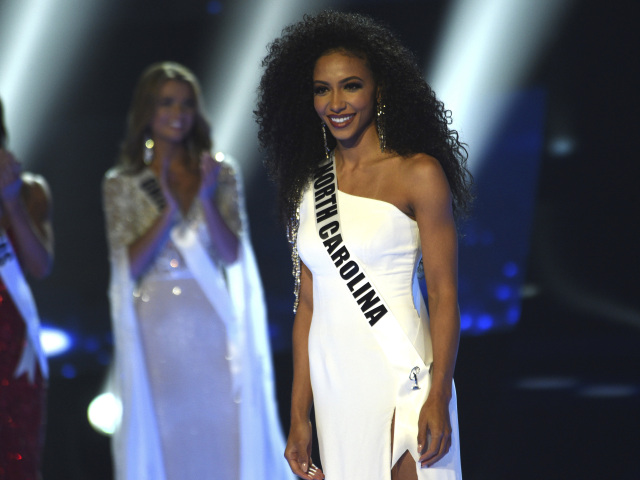 Miss USA 2019 Cheslie Kryst