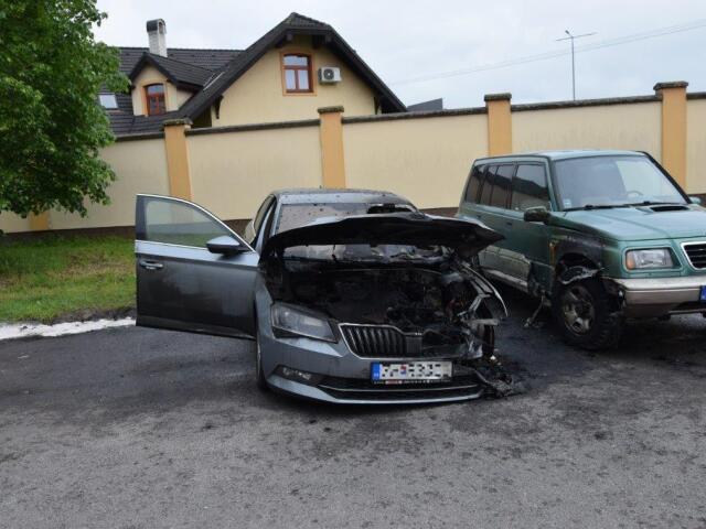 požiar, auto