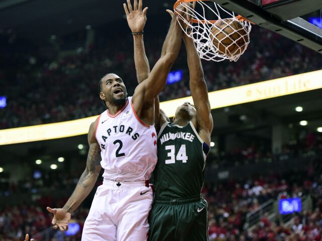 Basketbal NBA play off Toronto Milwaukee