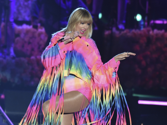 Speváčka Taylor Swift počas vystúpenia na šou Wango Tango v Kalifornii. 