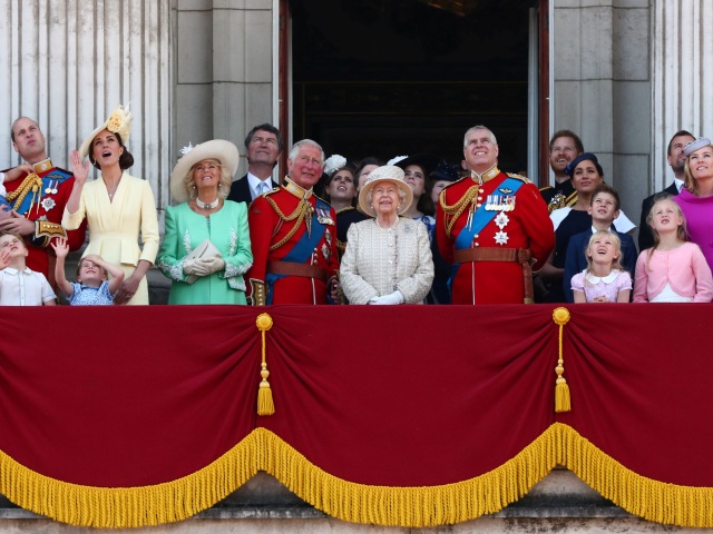 británia kráľovná Alžbeta II. londýn, narodeniny 93. william harry meghan