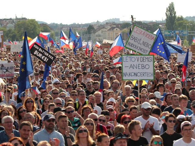Demonštrácia / Babiš / Praha /