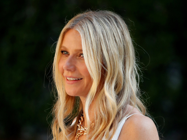 Herečka Gwyneth Paltrow na prehliadke Valentino Haute Couture Jeseň-Zima 2019/20.