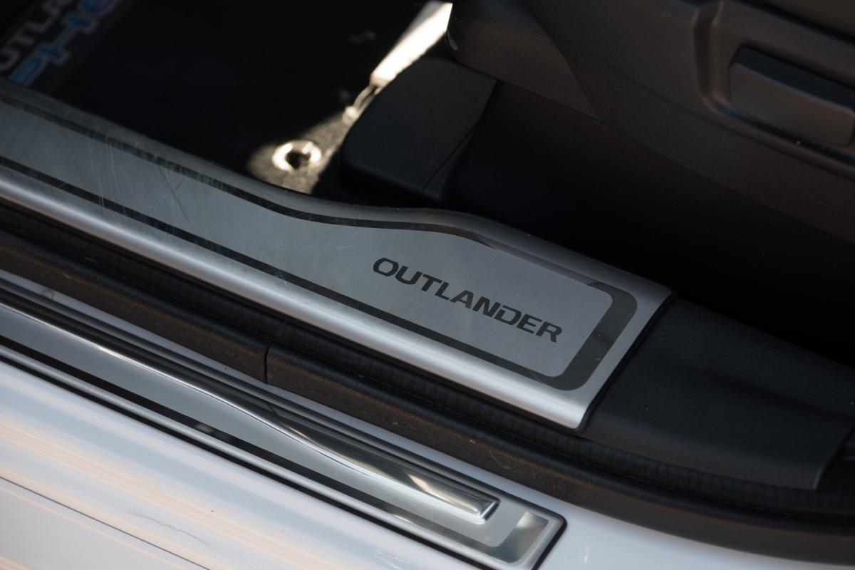 Mitsubishi Outlander PHEV