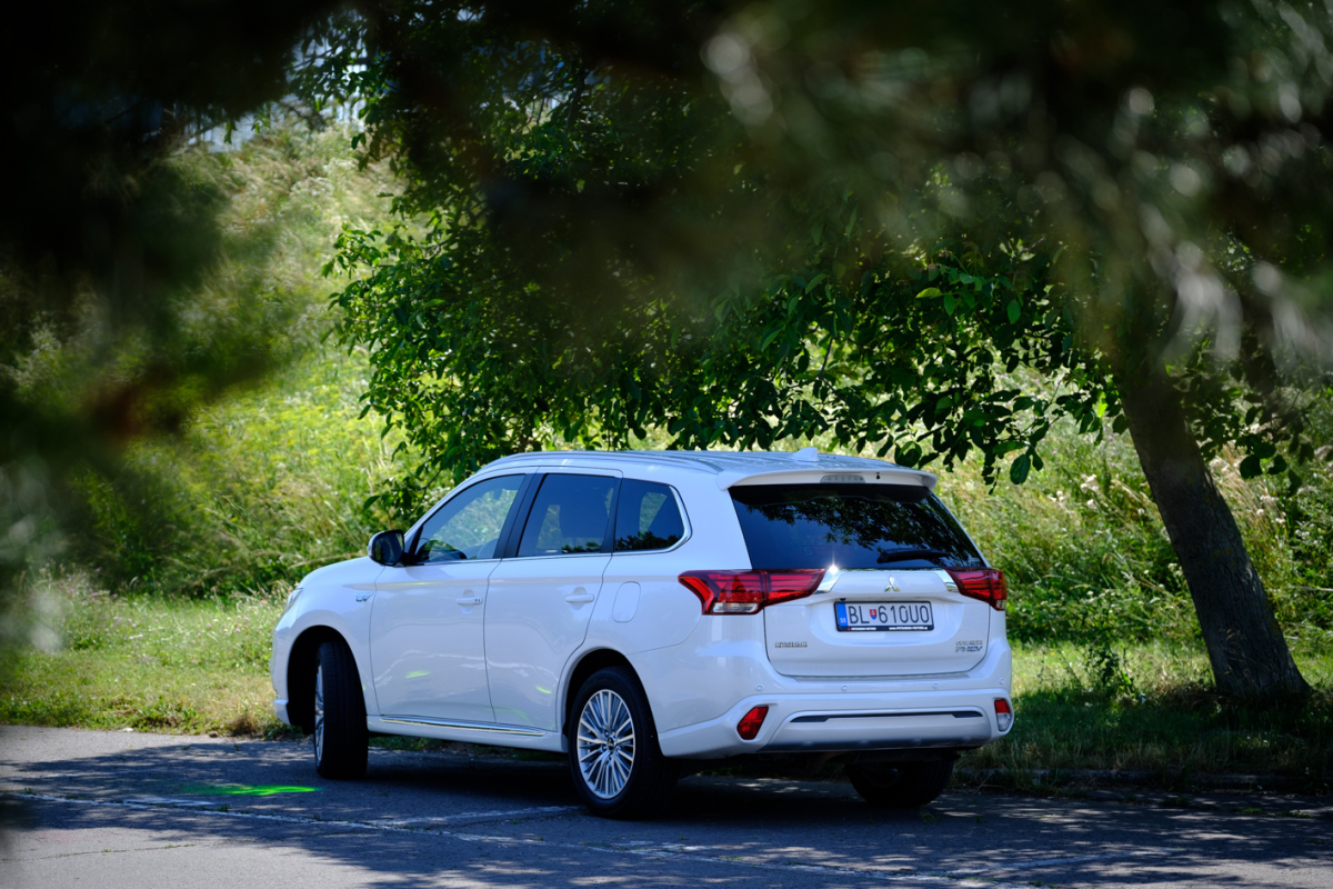Mitsubishi Outlander PHEV