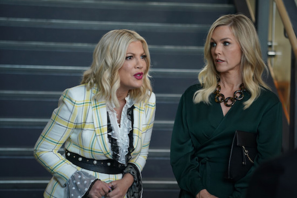 tori spelling, jennie garth, beverly hills,