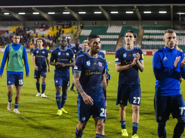 Slovan, Dundalk