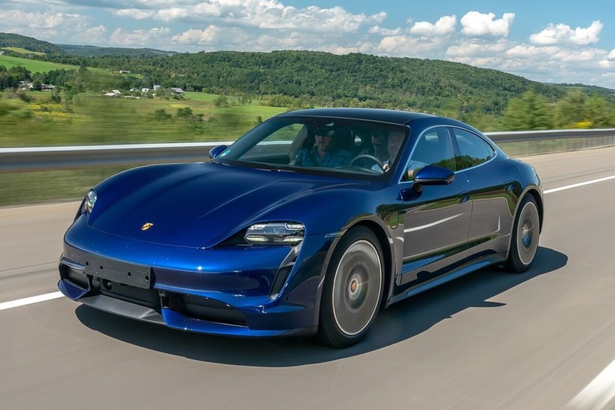 Porsche Taycan - 2019