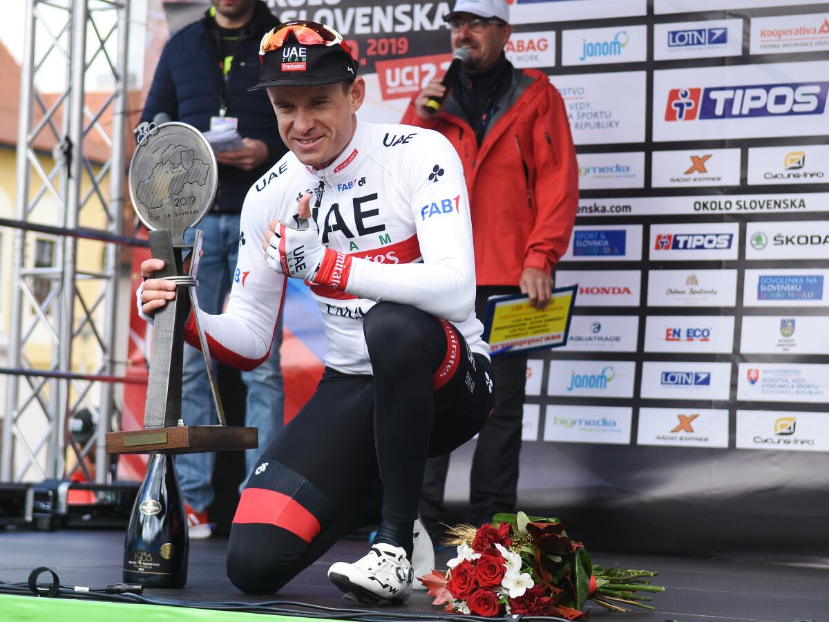 Okolo Slovenska