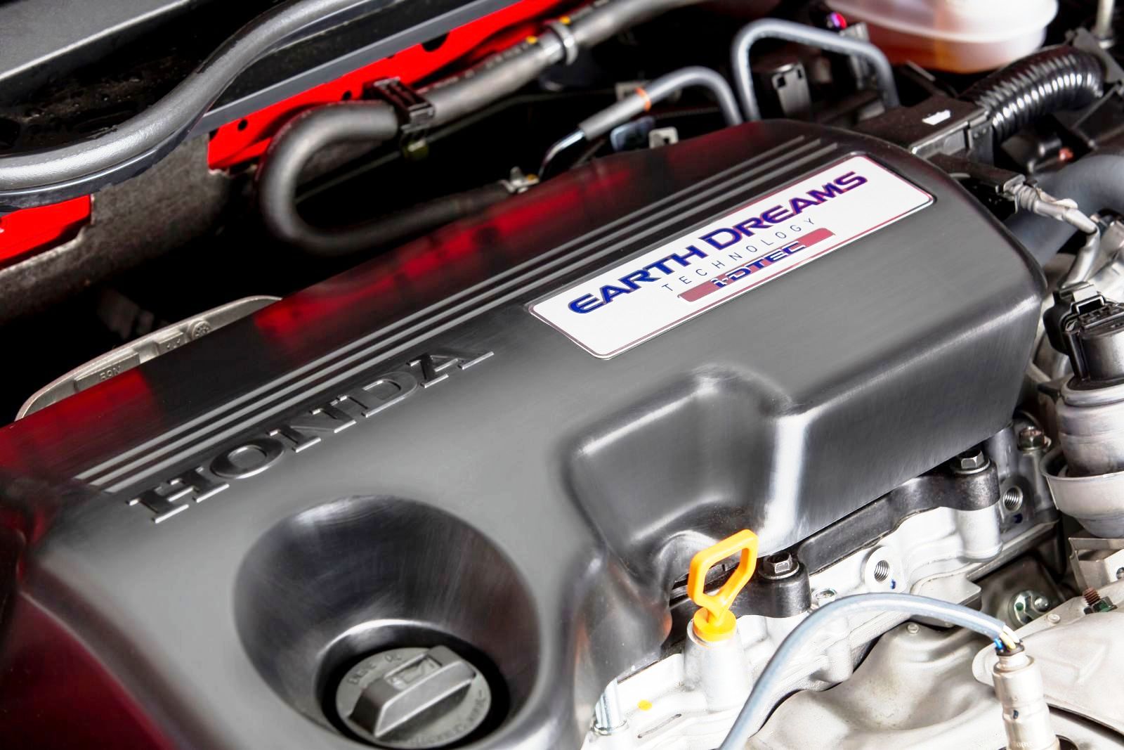 Vyvíjať novú generáciu naftových motorov pre Hondu nemá význam.