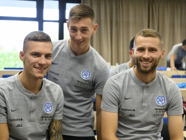 SR Šamorín Futbal Repre Kval  EURO2020 TTX