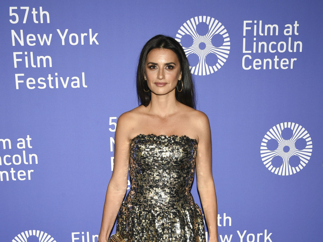 Herečka Penelope Cruz v kreácii Chanel Haute Couture.