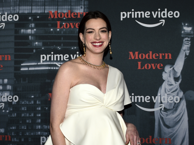 Anne Hathaway