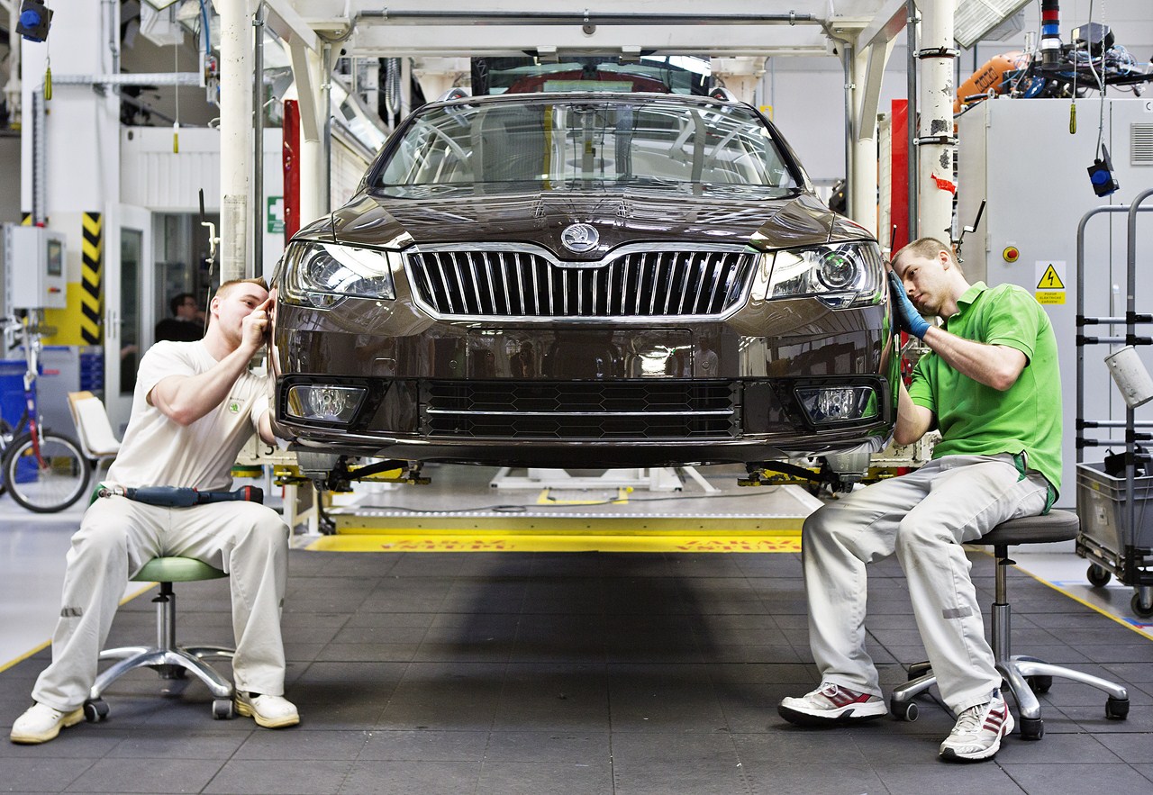 V novej tureckej továrni sa mala vyrábať najmä nová Škoda Superb a VW Passat.