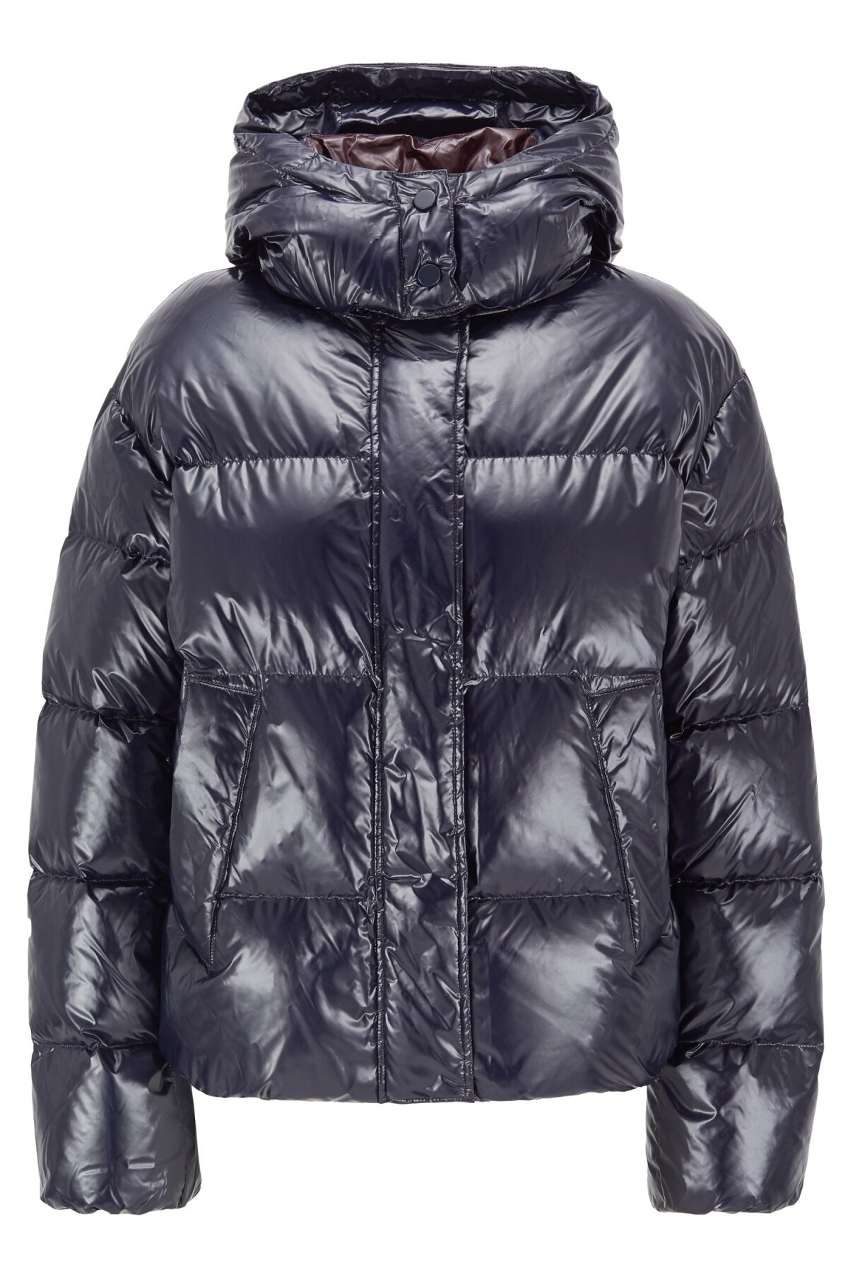 Krátka páperová bunda Hugo Boss. Predáva sa za 499 eur. 