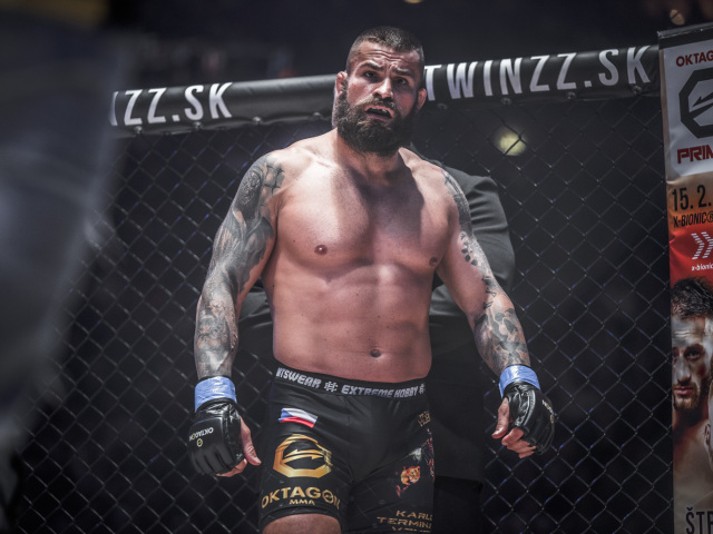 Karlos Vémola MMA