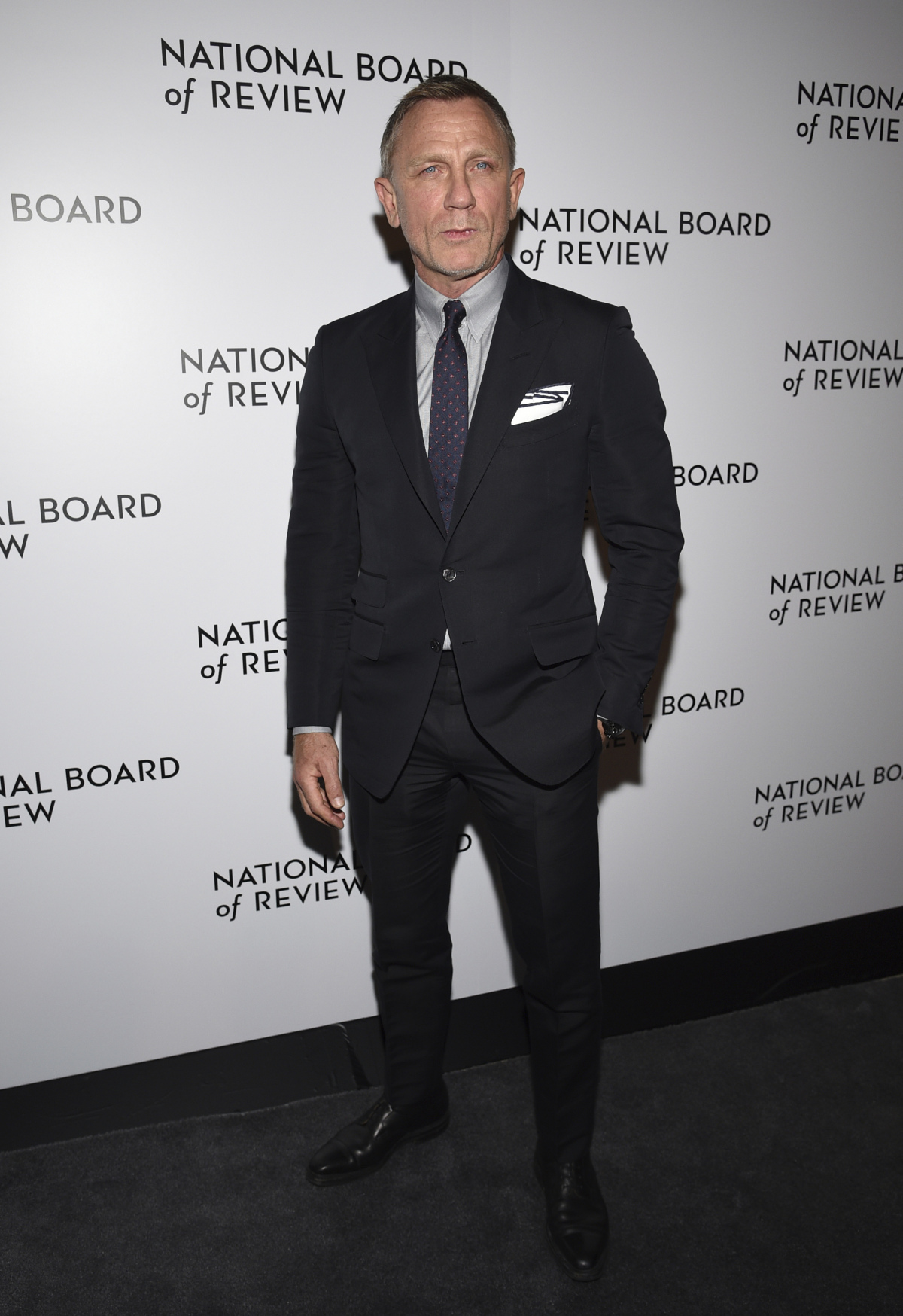 Herec Daniel Craig reprezentoval film Na nože!.