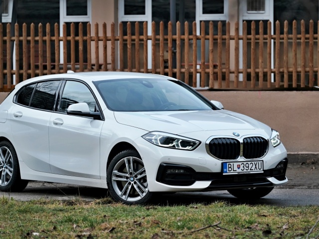 BMW 120d xDrive Sport Line - test 2020