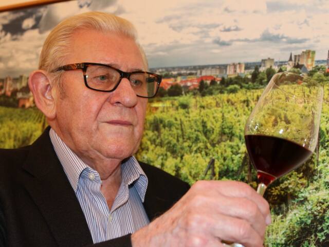 Vinár Ján Krampl, Villa Vino Rača
