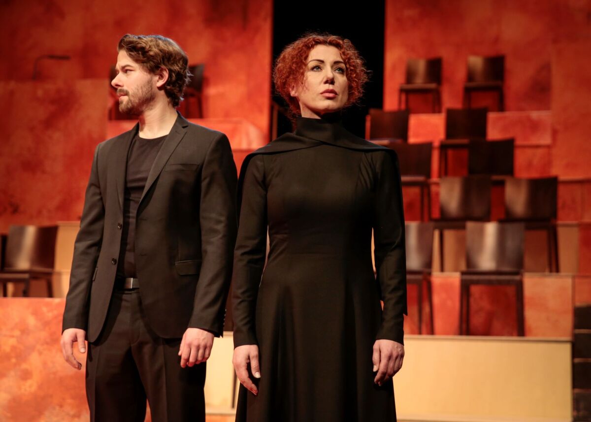 Antigona - Richard Autner  Haimon   Gabriela Dzurikova  Eurydika 