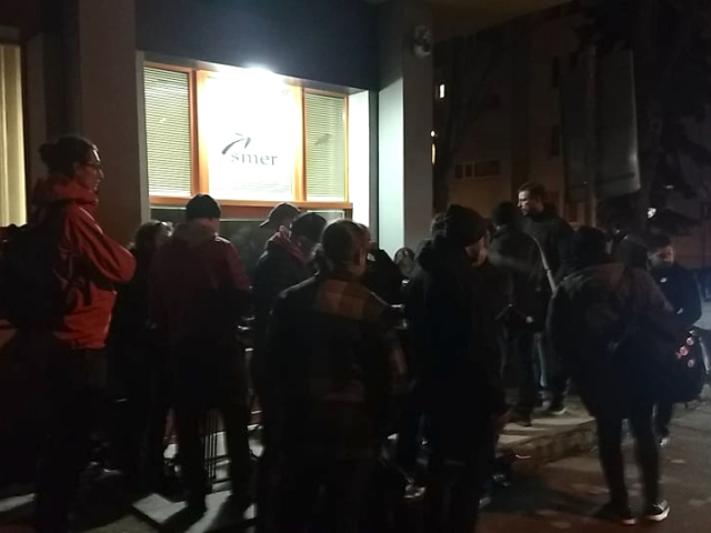 Smer, štáb, novinári