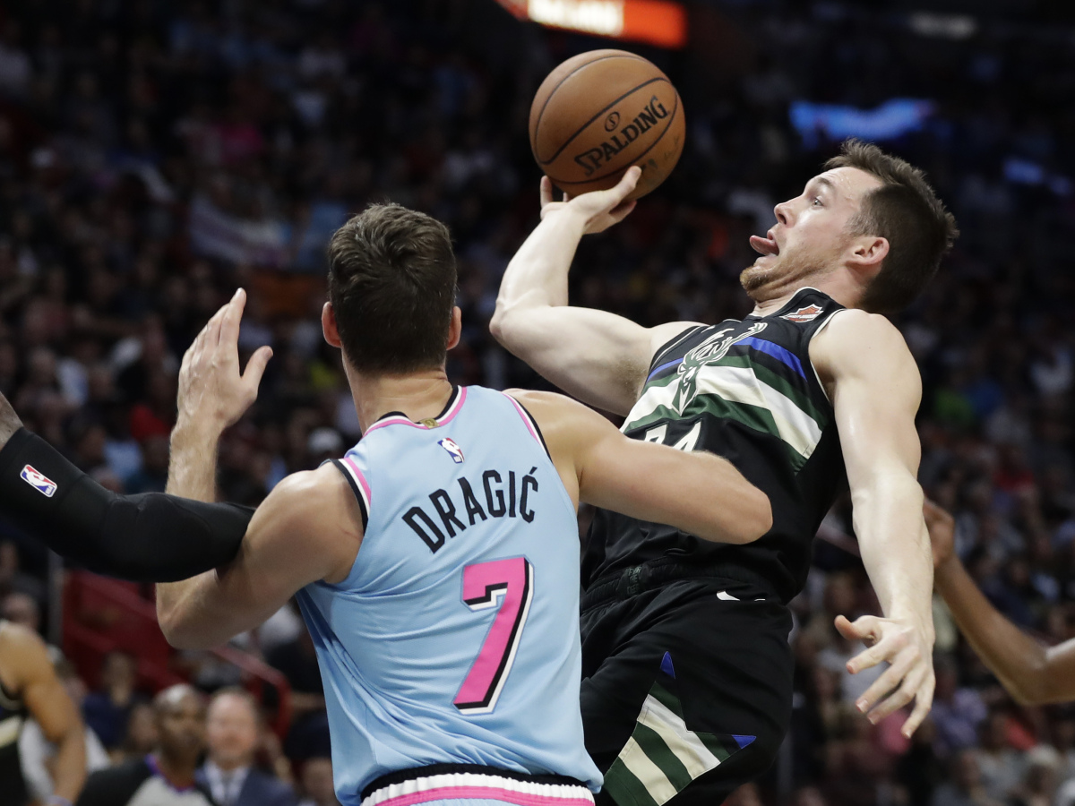 Pat Connaughton, Goran Dragič