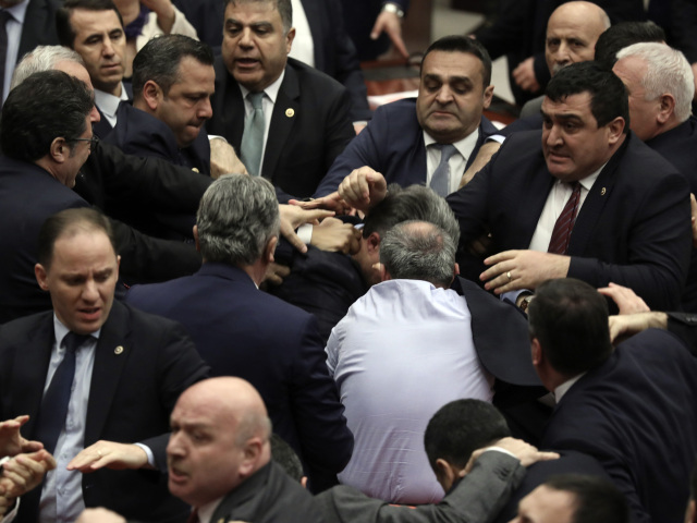 Turecko Sýria Parlament Bitka