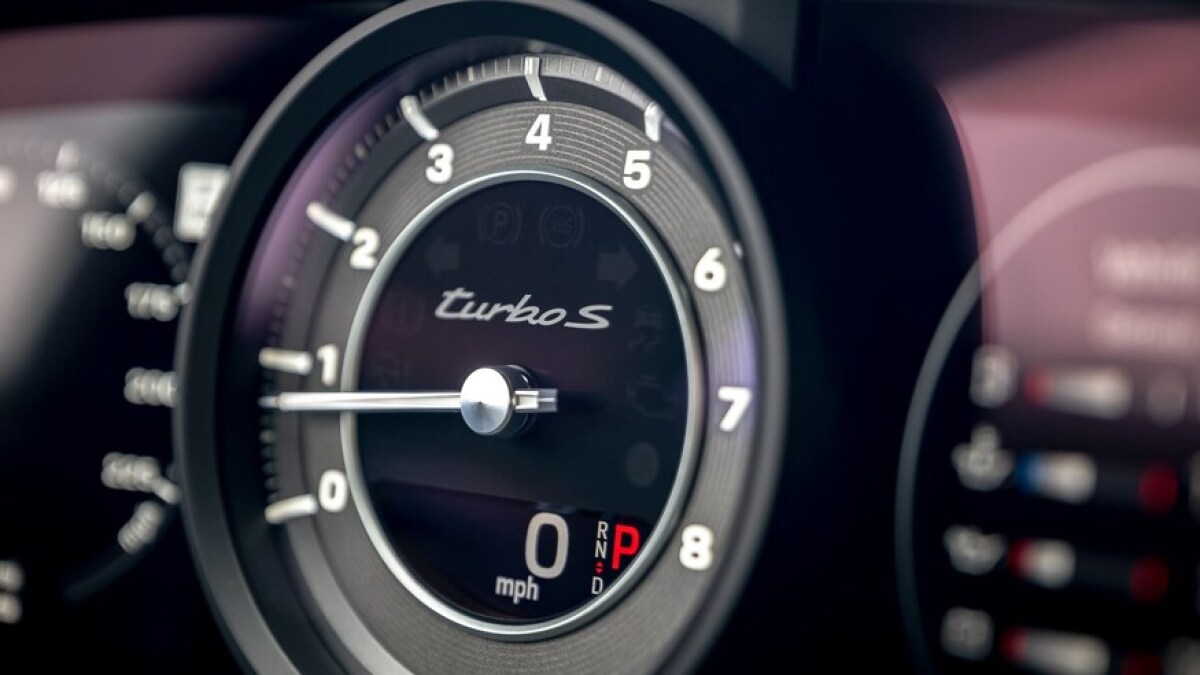 2021-Porsche-911-Turbo-S-Cabriolet-Aerokit-22