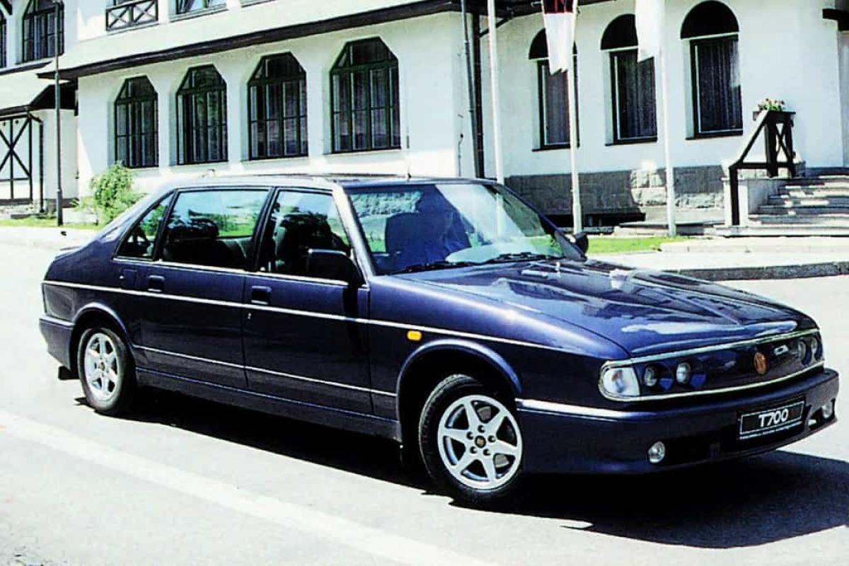 Tatra 700