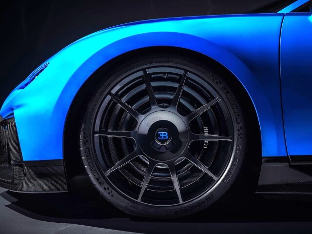 Bugatti Chiron Pur Sport - 2020