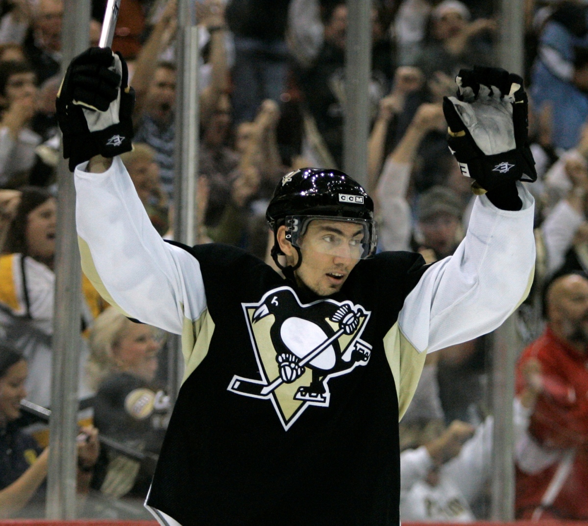 USA SR Šatan NHL Oilers Penguins Hokej