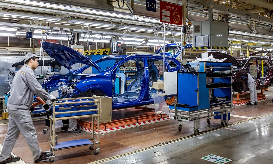 Po slabých predajných výsledkoch osobných modelov Renault v Číne sa Francúzi rozhodli zredukovať portfólio. To znamená koniec modelov Kadjar, Koleos a Captur, ktoré vyrábal v spoločnom podniku s Dongfeng.