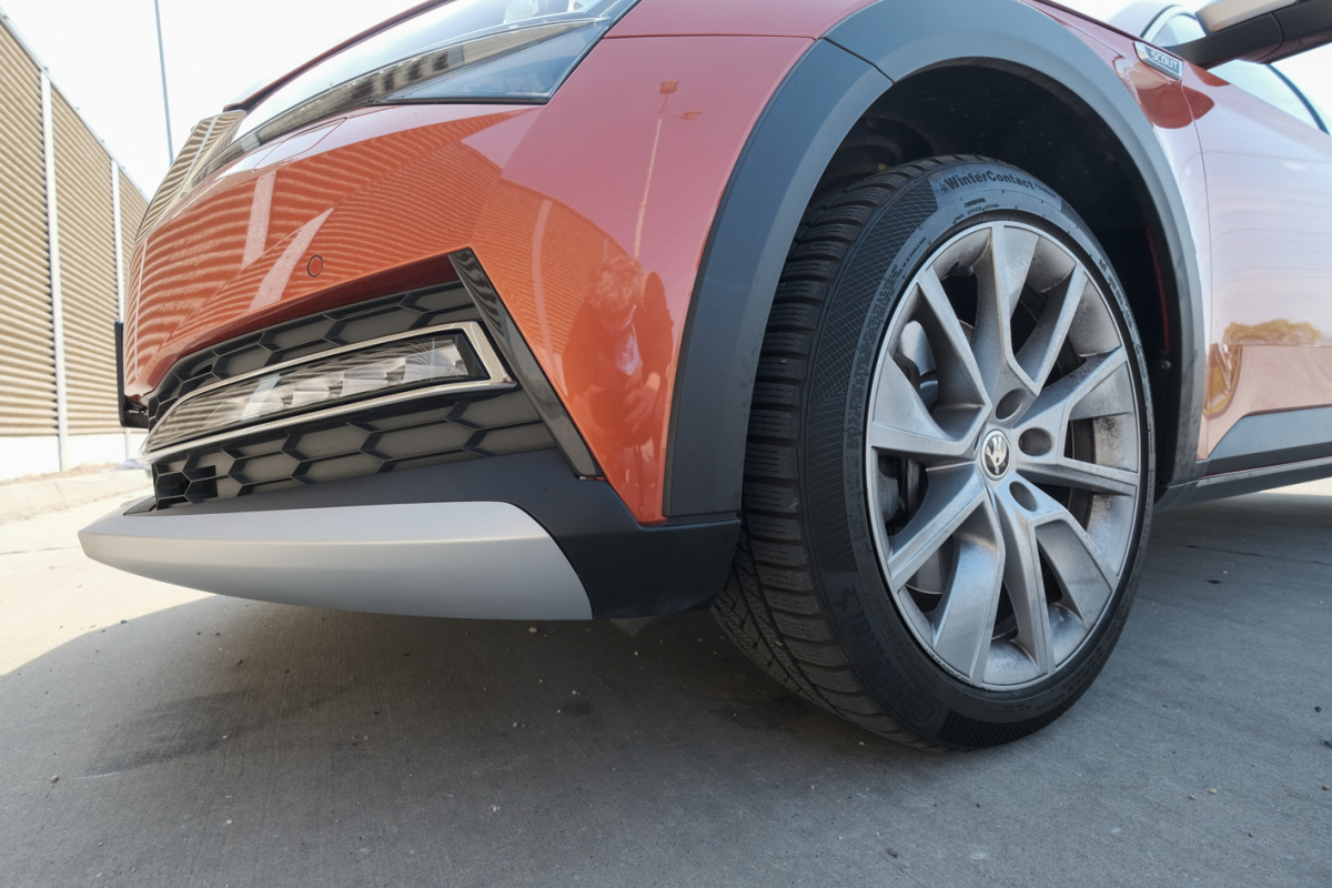 Škoda Superb Scout 2,0 TSI - test 2020