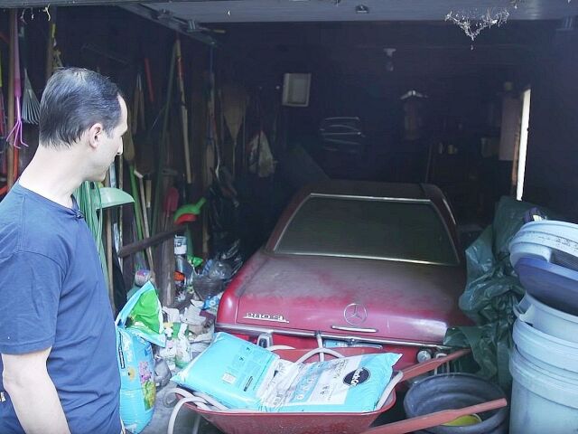 Mercedes-Benz 280 SL 1972 - vyleštený veterán
