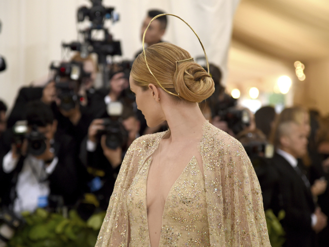 Rok 2018: Modelka Rosie Huntington-Whiteley