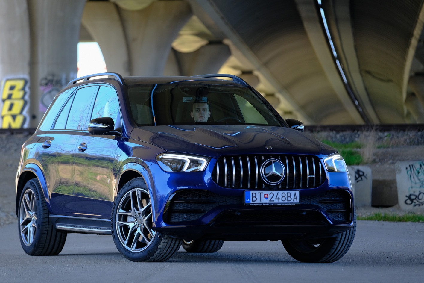 Mercedes-AMG GLE 53 4MATIC+ je prvou z trojice AMG verzií modelu GLE.