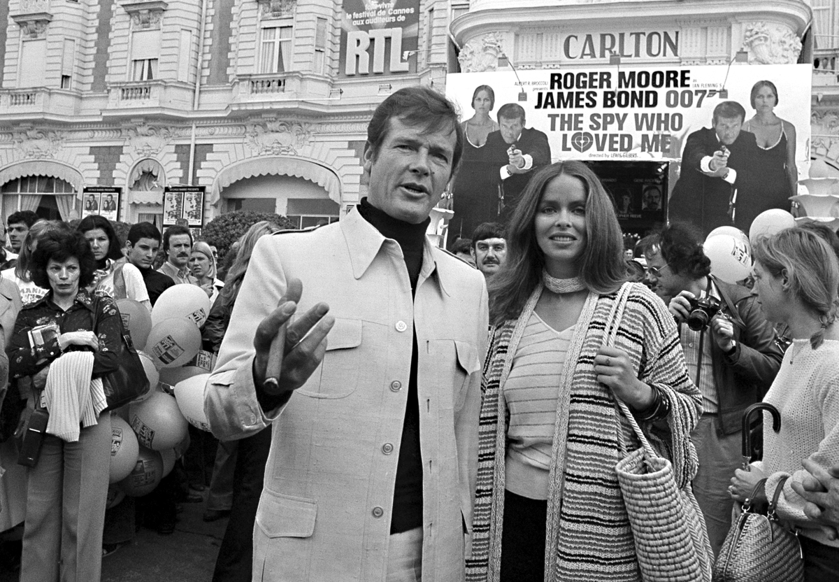 Cannes, retrospektíva, Roger Moore, 1977