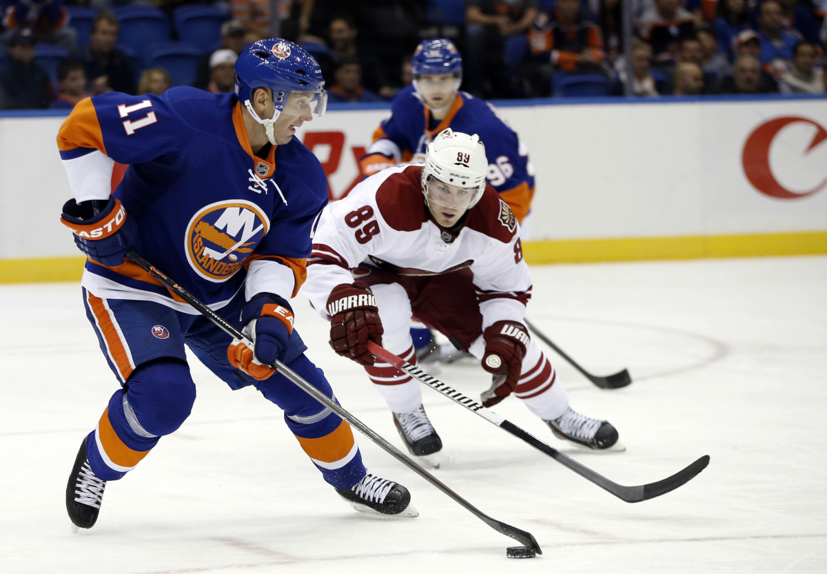 Coyotes Islanders Hockey