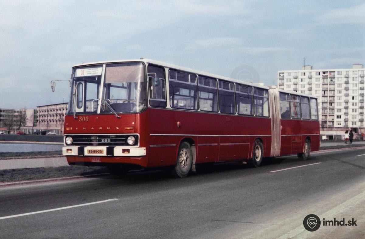 Ikarus 280 - história