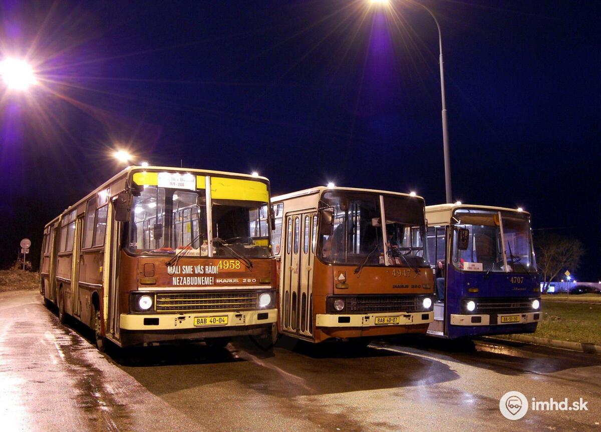 Ikarus 280 - história
