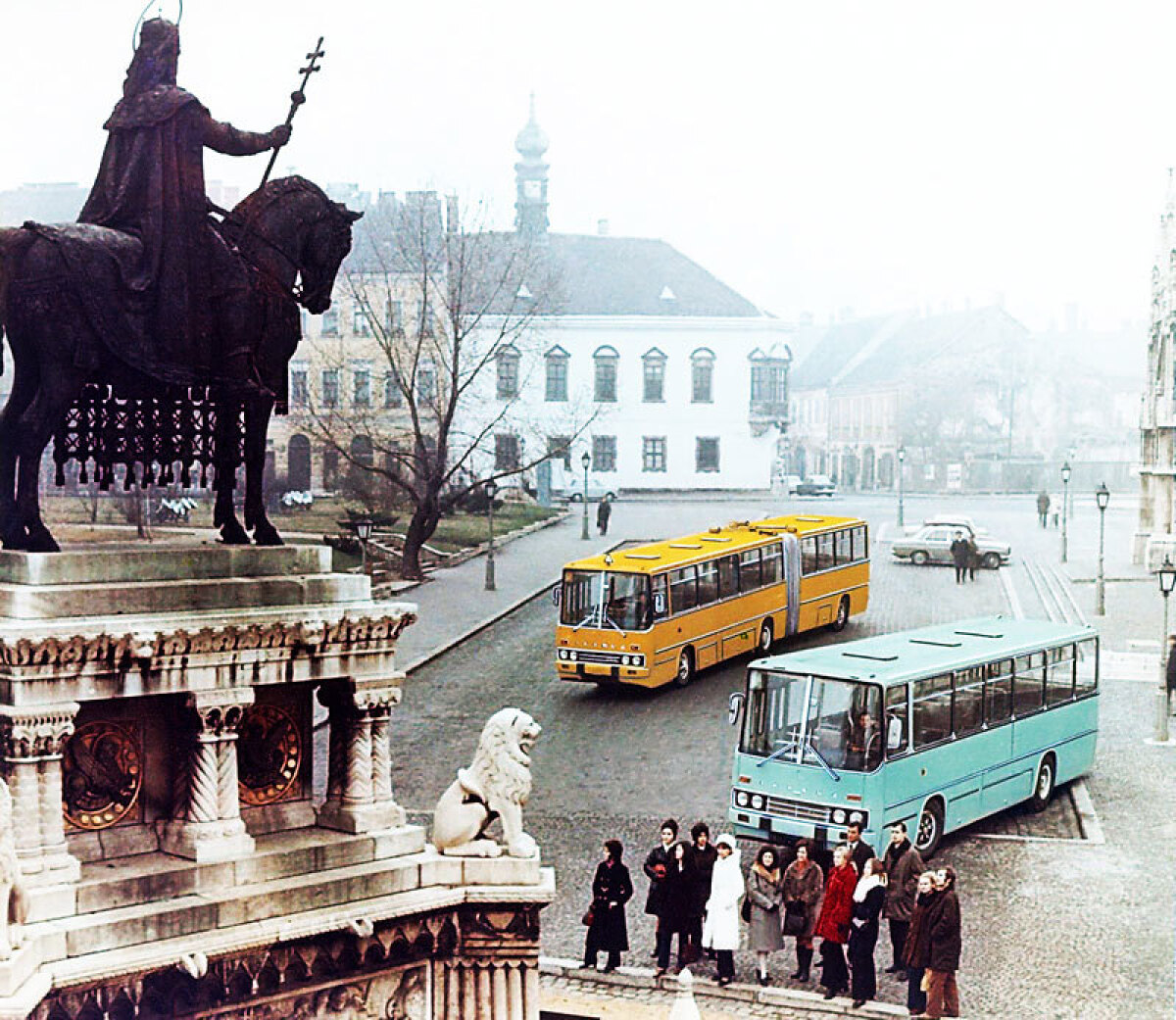 Ikarus 280 - história