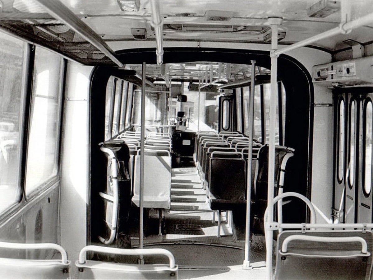 Ikarus 280 - história