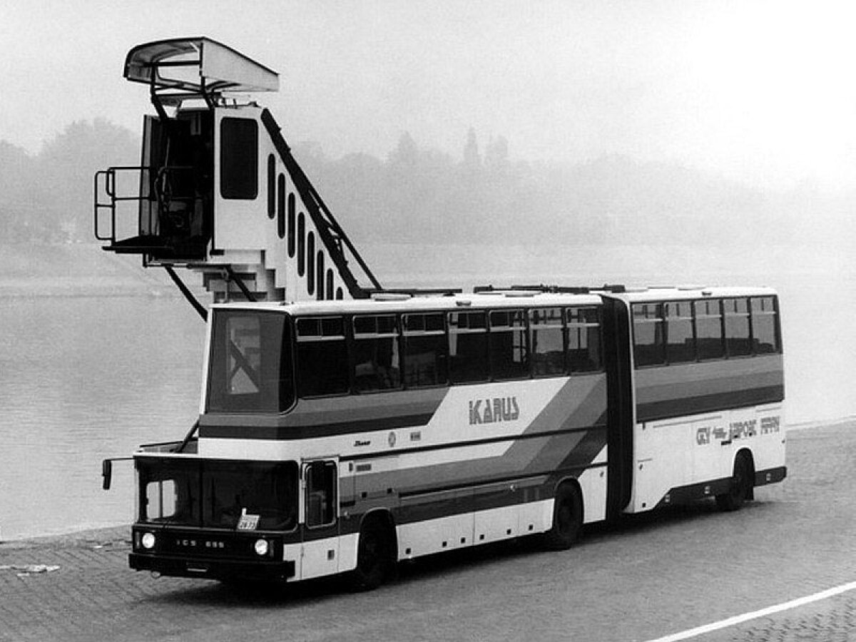 Ikarus 280 - história