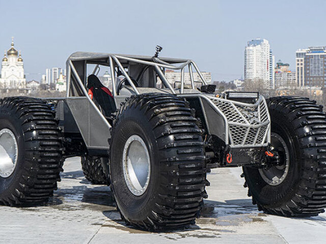 Uragán - ruský Offroad