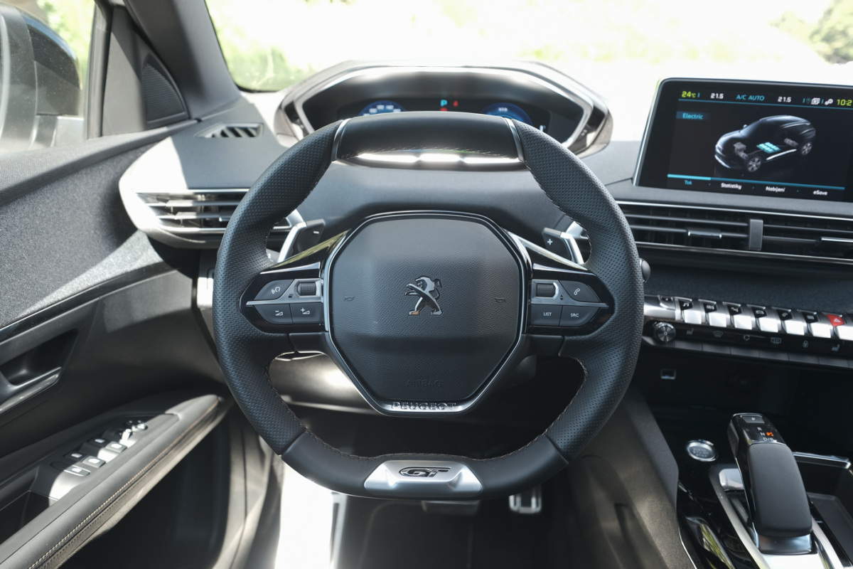 Peugeot 3008 Hybrid4