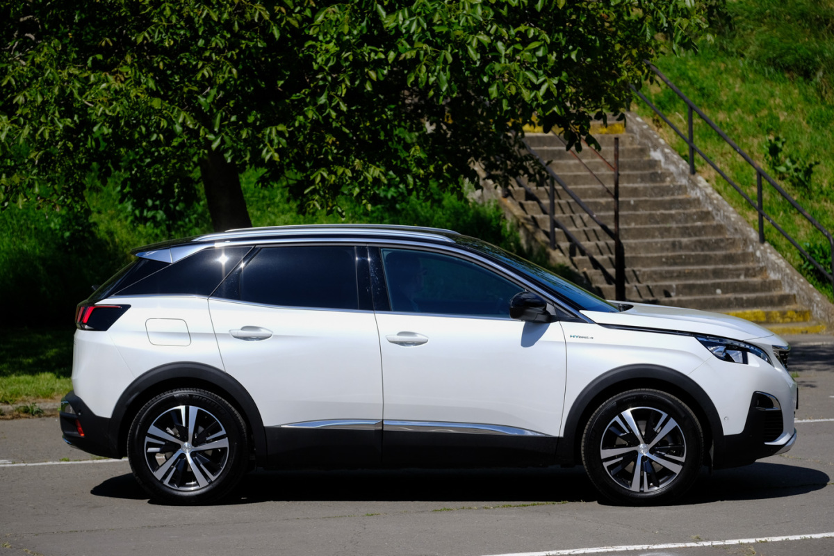 Peugeot 3008 Hybrid4