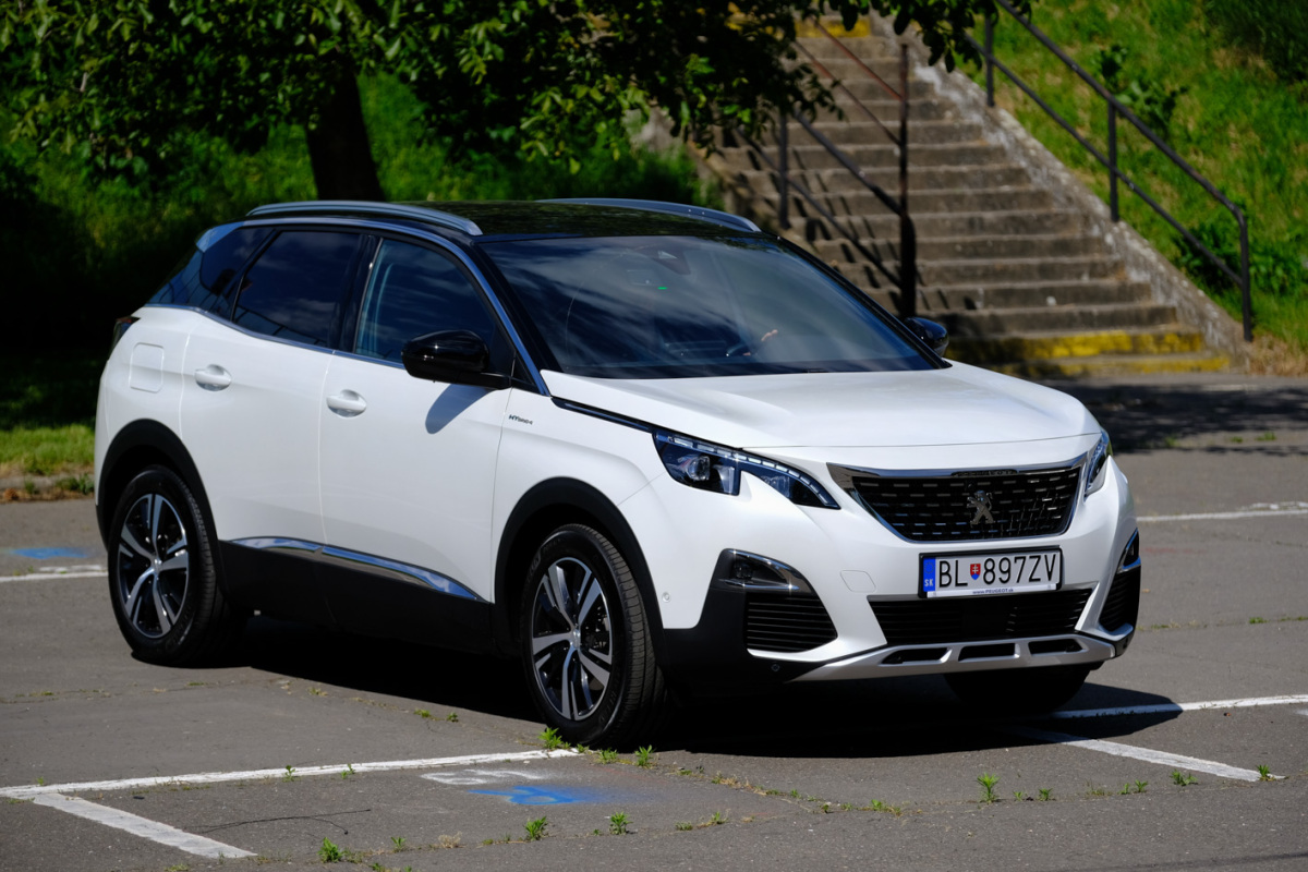Peugeot 3008 Hybrid4
