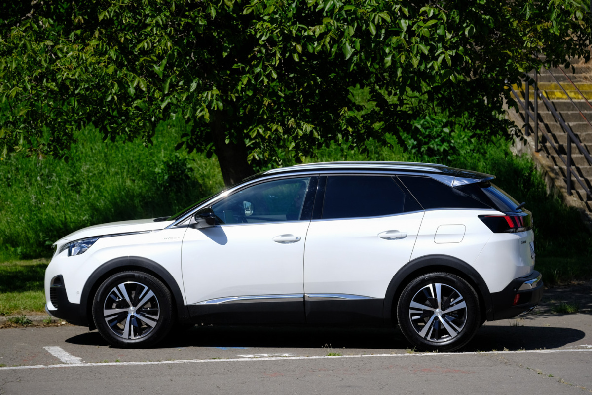 Peugeot 3008 Hybrid4